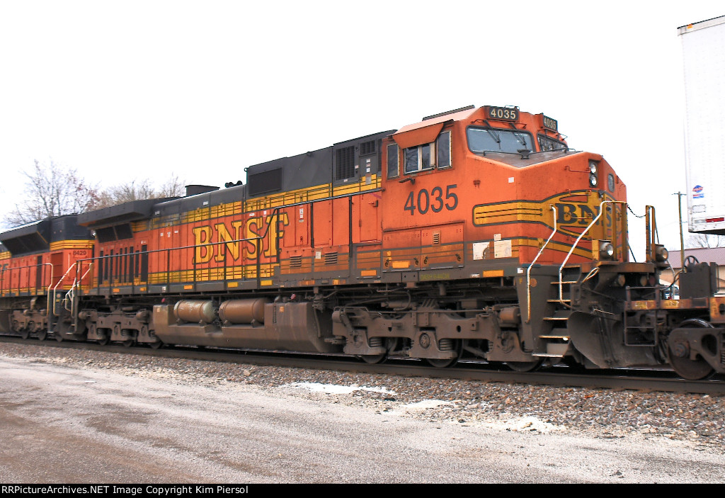 BNSF 4035 Pusher